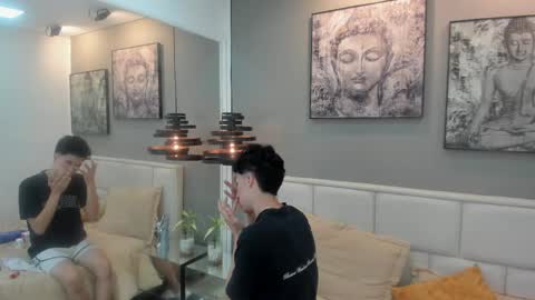 Thom online show from April 2026 11:43:01 AM