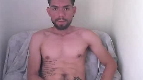 Snapshot of thomas2wood chatting on July 2026 10:03:01 PM Thomas2Wood online show from July 2026 10:03:01 PM