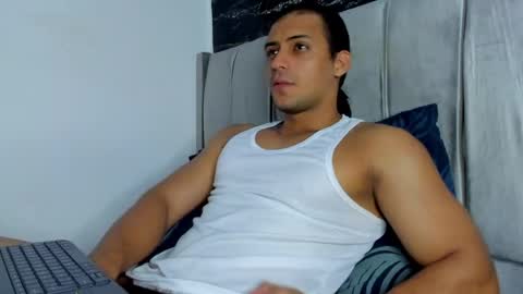 Snapshot of thomas777__ chatting on May 2026 12:00:01 PM Thomas online show from May 2026 12:00:01 PM