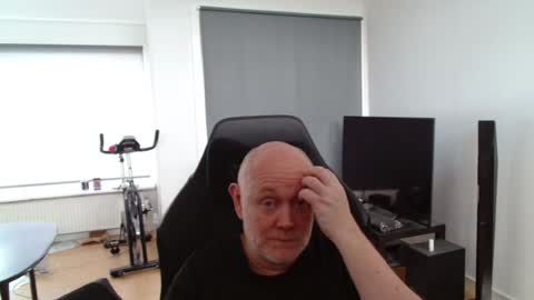 Snapshot of thomas806035 chatting on July 2026 11:28:01 AM thomas806035 online show from July 2026 11:28:01 AM