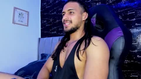 Thomas online show from October 2025 07:40:01 AM