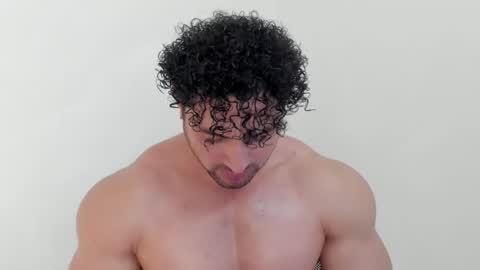 Thomas Brandon online show from December 2025 05:57:01 AM