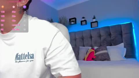 Snapshot of thomas_moon_ chatting on June 2026 02:41:02 PM Thomas online show from June 2026 02:41:02 PM