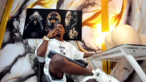 Thomas online show from November 2025 03:37:02 AM