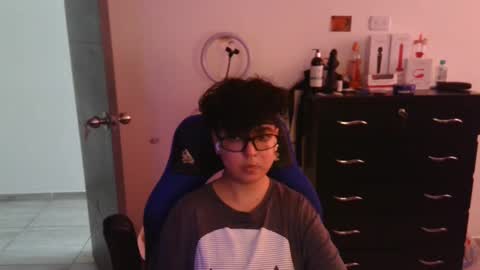 Snapshot of thomascooper_cams chatting on January 2025 08:54:01 PM VALERIA online show from January 2025 08:54:01 PM