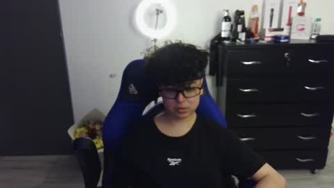 Snapshot of thomascooper_cams chatting on January 2025 06:34:01 AM VALERIA online show from January 2025 06:34:01 AM