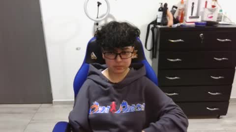 Snapshot of thomascooper_cams chatting on January 2025 12:01:01 AM VALERIA online show from January 2025 12:01:01 AM