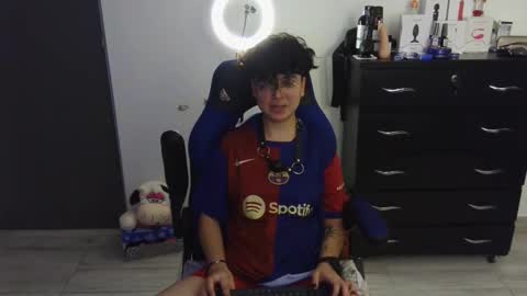 Snapshot of thomascooper_cams chatting on February 2025 11:01:01 PM VALERIA online show from February 2025 11:01:01 PM