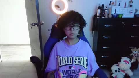 Snapshot of thomascooper_cams chatting on October 2025 07:12:02 PM VALERIA online show from October 2025 07:12:02 PM