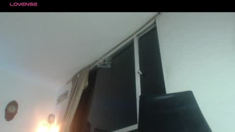 Snapshot of thomasjons chatting on April 2026 09:47:02 AM thomasjons online show from April 2026 09:47:02 AM
