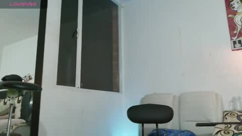 Snapshot of thomasjons chatting on June 2026 01:39:01 AM thomasjons online show from June 2026 01:39:01 AM
