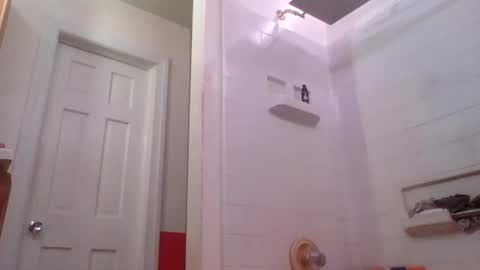 thongboy2929 online show from March 2025 10:27:02 PM