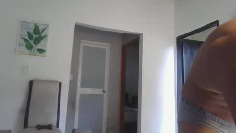 Snapshot of thonybeiio chatting on March 2026 06:10:01 PM thonybeiio online show from March 2026 06:10:01 PM