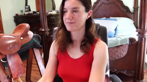 Snapshot of thornbury_rose chatting on March 2025 09:22:01 PM ThornburyRose online show from March 2025 09:22:01 PM