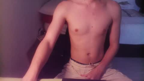 Snapshot of threesadtigers chatting on February 2026 10:17:02 PM threesadtigers online show from February 2026 10:17:02 PM