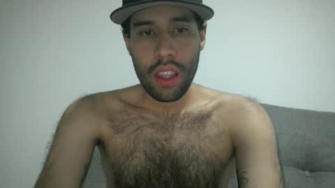 Snapshot of throwawayyourgun chatting on January 2025 03:11:02 PM Luka online show from January 2025 03:11:02 PM