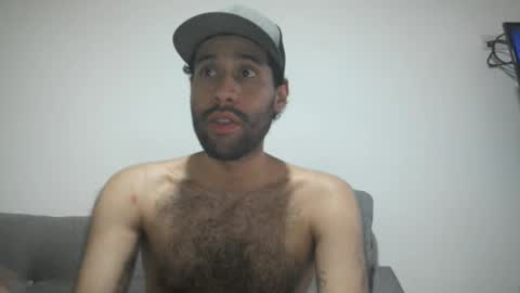 Snapshot of throwawayyourgun chatting on February 2025 03:17:02 PM Luka online show from February 2025 03:17:02 PM