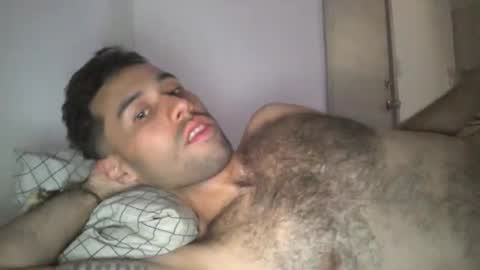 Snapshot of throwawayyourgun chatting on February 2025 06:01:02 PM Luka online show from February 2025 06:01:02 PM