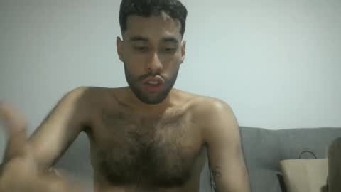 Snapshot of throwawayyourgun chatting on February 2025 07:05:02 PM Luka online show from February 2025 07:05:02 PM