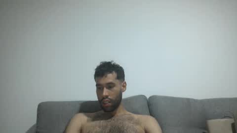 Snapshot of throwawayyourgun chatting on March 2025 08:42:02 PM Luka online show from March 2025 08:42:02 PM