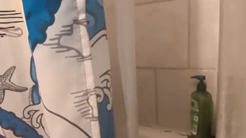 thunder8u42 online show from March 2026 07:01:01 AM