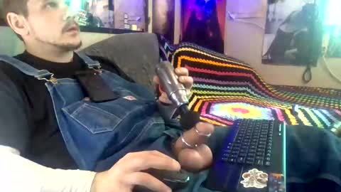 thunder8u42 online show from April 2026 10:23:02 PM