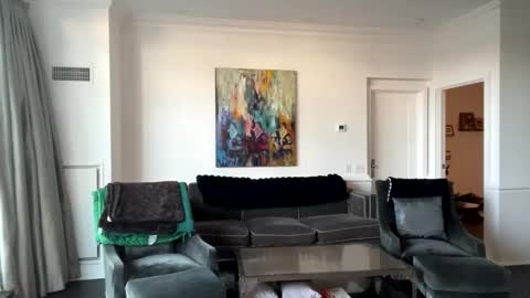 tia_fox online show from October 2025 08:46:02 PM