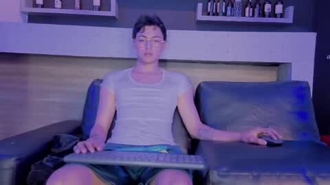 Snapshot of tian_sex chatting on May 2026 04:07:02 AM online show from May 2026 04:07:02 AM
