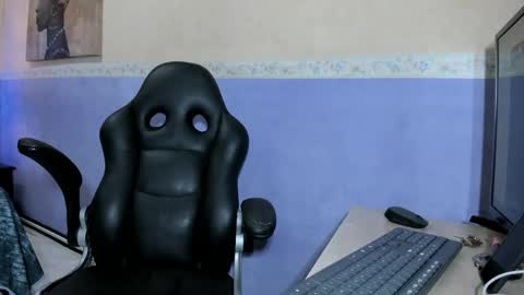 Snapshot of tiara_latina chatting on May 2026 11:46:01 PM Tiara online show from May 2026 11:46:01 PM