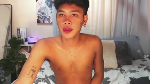 Snapshot of tiara_perezx chatting on January 2025 04:02:01 AM Sam online show from January 2025 04:02:01 AM