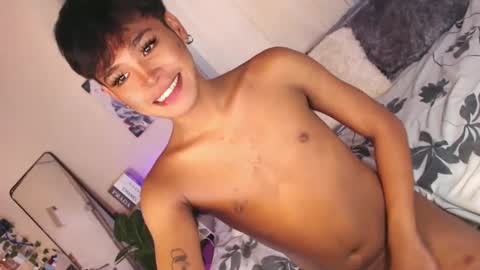 Snapshot of tiara_perezx chatting on February 2025 05:49:02 AM Sam online show from February 2025 05:49:02 AM