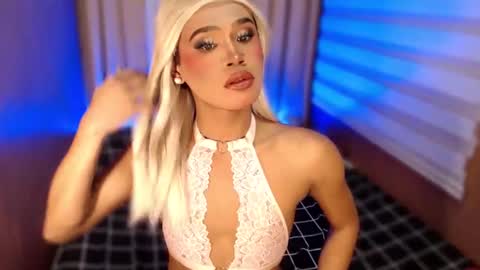 Snapshot of tiara_perezx chatting on October 2025 02:47:02 PM Sam online show from October 2025 02:47:02 PM