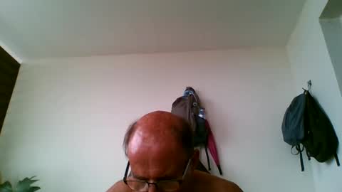 Snapshot of tiaretiareopui chatting on December 2024 09:31:02 AM tiaretiareopui online show from December 2024 09:31:02 AM