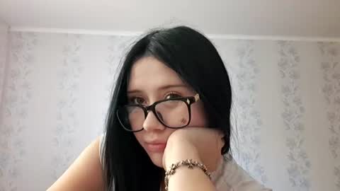 Snapshot of tiastinner chatting on June 2026 09:14:01 AM Margo online show from June 2026 09:14:01 AM