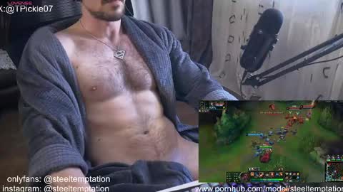 Snapshot of tickle_my_pickle07 chatting on April 2026 12:29:02 PM tickle_my_pickle07 online show from April 2026 12:29:02 PM