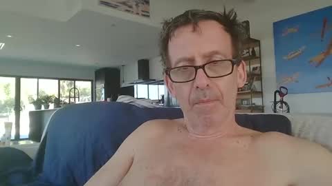 JustMe online show from January 2025 06:32:02 PM