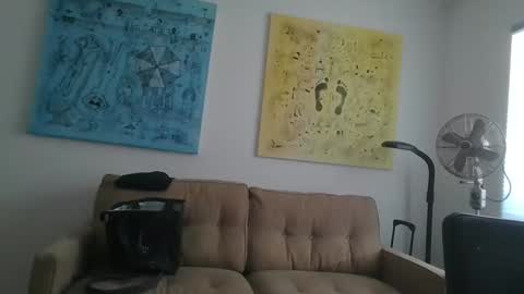 JustMe online show from February 2025 10:32:01 PM