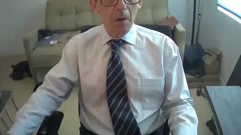 JustMe online show from June 2026 02:12:01 PM
