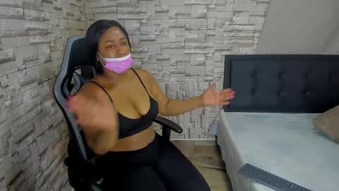Snapshot of tifanny_fiire chatting on September 2025 11:35:01 AM leidy online show from September 2025 11:35:01 AM