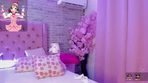 tifannysantana  online show from June 2026 12:32:02 AM