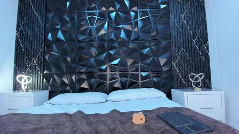 TIFF online show from April 2026 08:53:02 PM