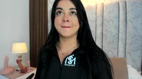 Tiff3 online show from September 2025 08:22:02 PM