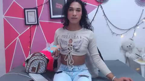 tifany_adamss online show from November 2025 09:13:02 PM