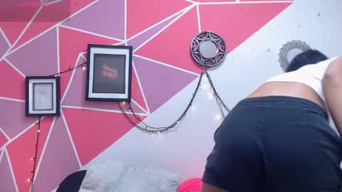 tifany_adamss online show from December 2025 08:18:02 PM