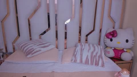    online show from November 2025 10:10:02 PM