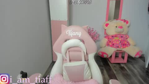 Snapshot of tifany_tay2 chatting on February 2025 07:24:02 AM hey am julietha online show from February 2025 07:24:02 AM