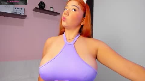 Tifany  online show from November 2025 08:41:01 PM