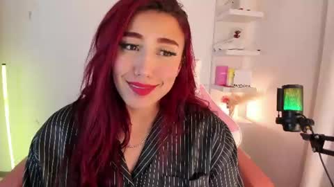 Snapshot of tifanyrose1 chatting on June 2026 05:30:02 AM Tiffany online show from June 2026 05:30:02 AM