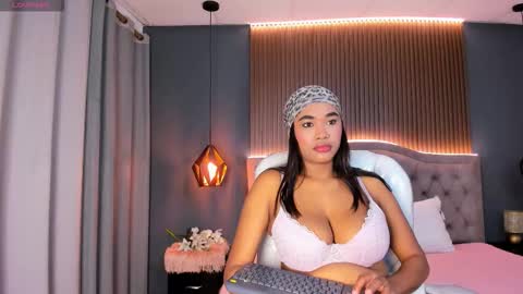 tiffany__charm_ online show from January 2026 03:22:01 AM