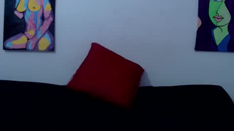 Tiffany online show from February 2025 04:57:02 AM